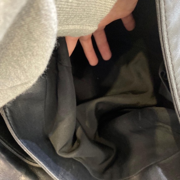 💓Sold💓Chanel Calf Skin large flap tote - Picture 2 of 8